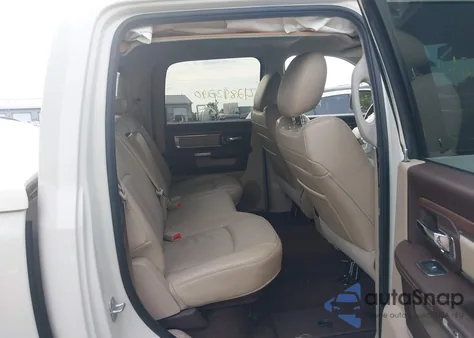 2018 Ram 1500 Laramie 4X4 5'7 Box из США, поврежденный, VIN 1C6RR7NT1JS159292